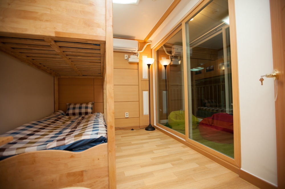 The Blossom Yeonnam Guesthouse Séoul Extérieur photo