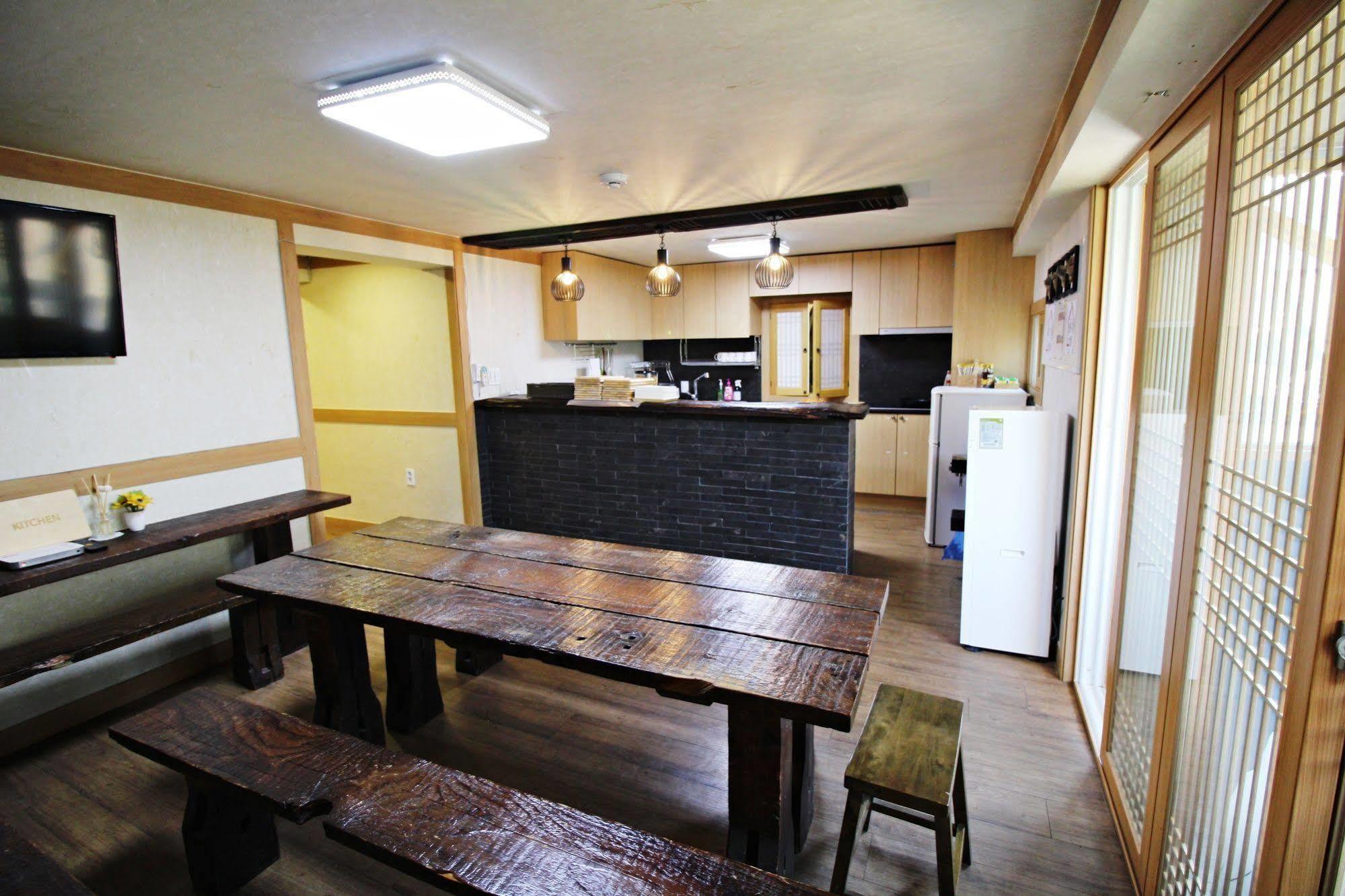 The Blossom Yeonnam Guesthouse Séoul Extérieur photo