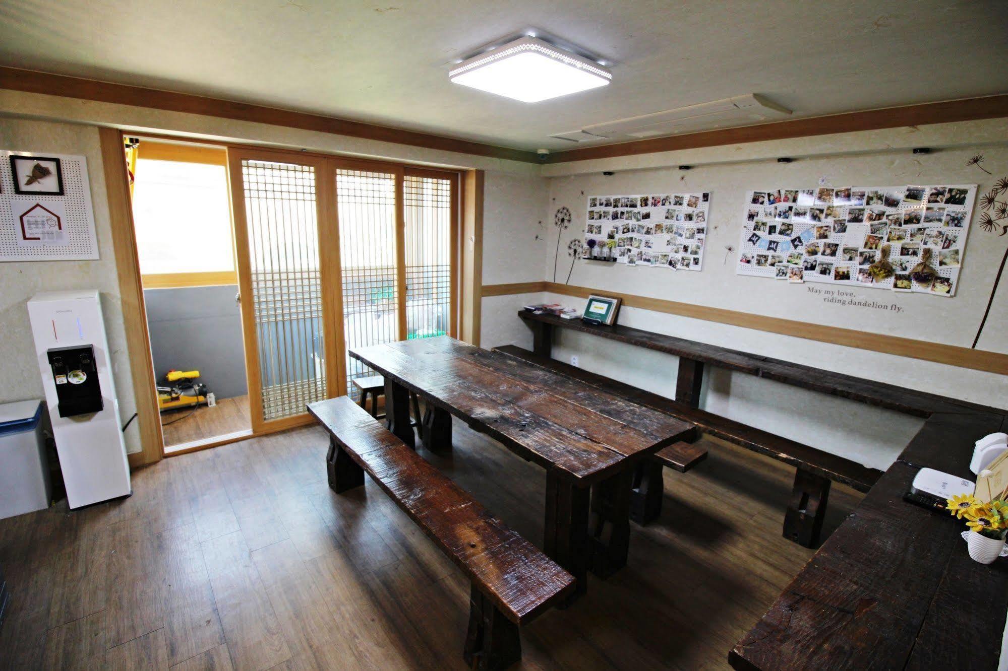 The Blossom Yeonnam Guesthouse Séoul Extérieur photo