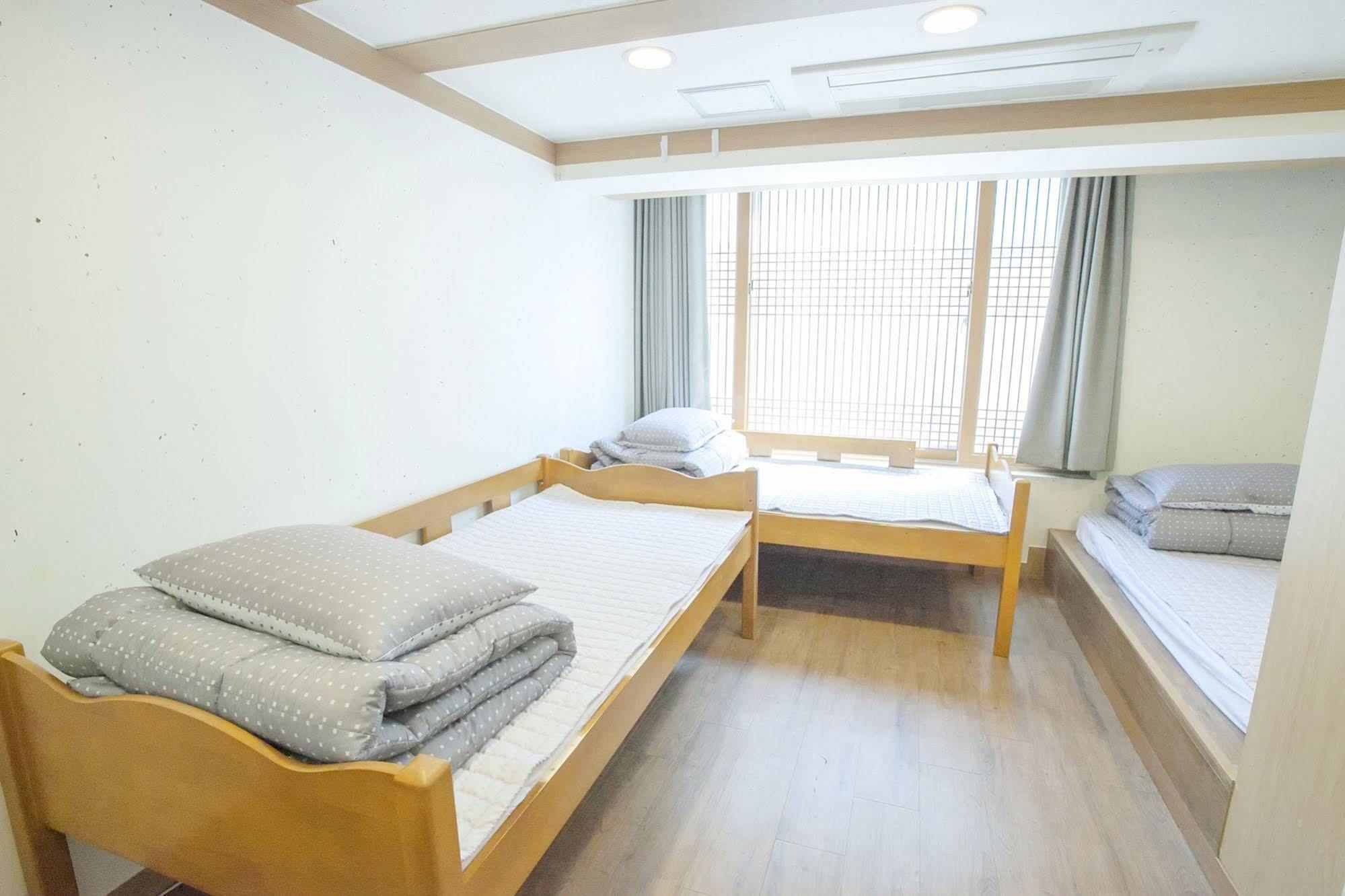The Blossom Yeonnam Guesthouse Séoul Extérieur photo